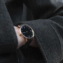 Load image into Gallery viewer, Code Classic Milanese 33mm Gold White