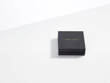 Load image into Gallery viewer, Classic Gold Bangle