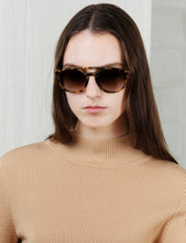 Load image into Gallery viewer, Light Havana Aviator Sunglasses