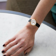 Load image into Gallery viewer, Aurora Leather 26mm Silver White
