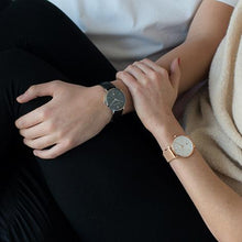 Load image into Gallery viewer, Aurora Milanese 38mm Silver Black
