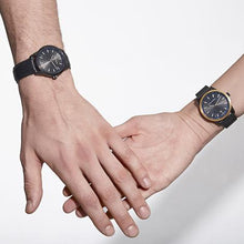 Load image into Gallery viewer, Velo Textured Sunray Leather 39mm Black
